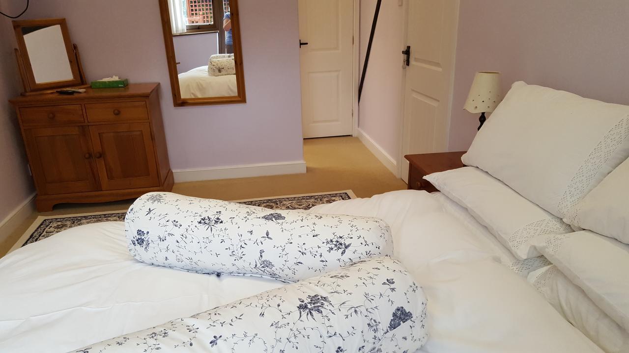 Follets B&B Pewsey 外观 照片